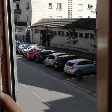 Le Kleber Au Choix Vue Sur Parc Ou Rue Simplicite D'Acces, Charme Et Confort Garantis Troyes Exterior photo